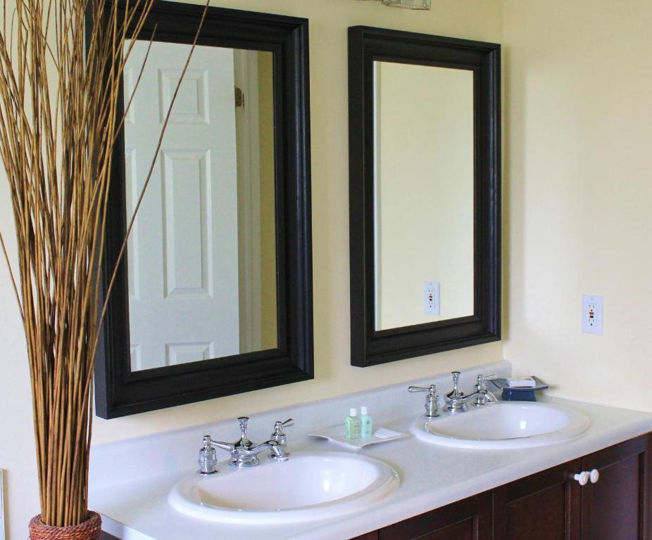 Highlands Four Season Resort Calabogie Room photo